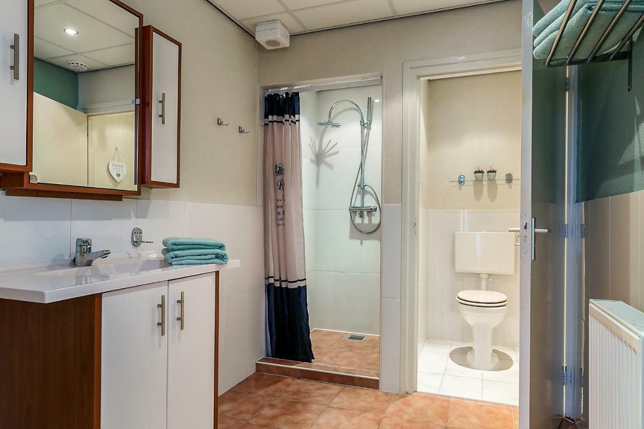 Sfeervol 6 Persoons Appartement - Van Alle Gemakken Voorzien! Bakkeveen ภายนอก รูปภาพ